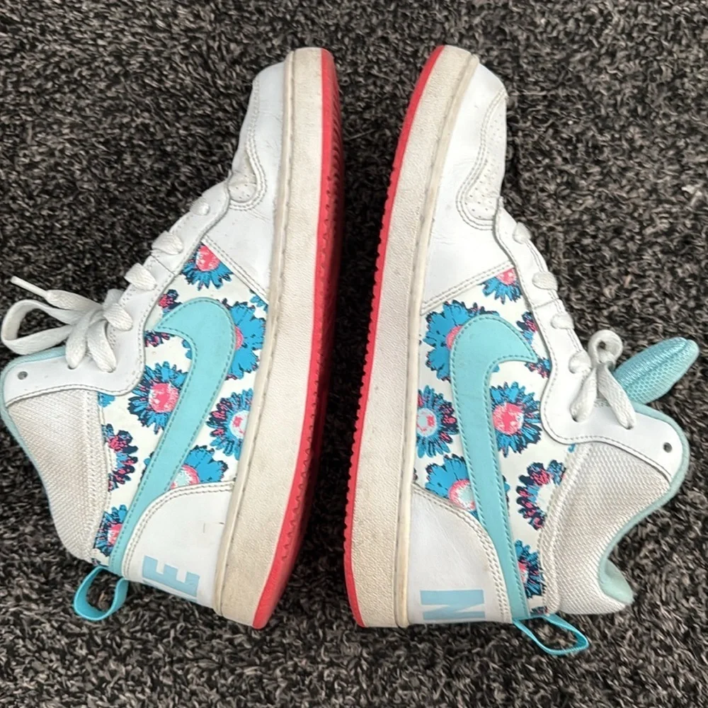 Nike Court Borough Low Shoes Kids Size 6.5  Youth White Pink Floral